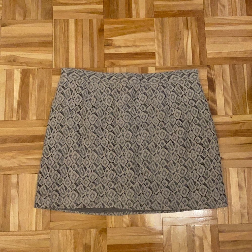 Skirt size L